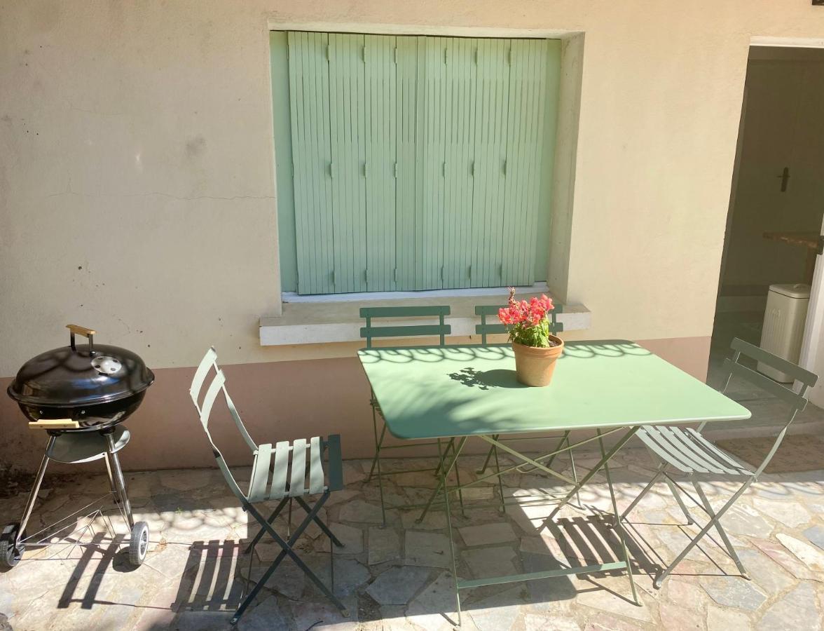 Gite Le Palmier - Perfectly Located Cosy Studio With Private Garden Puissalicon المظهر الخارجي الصورة